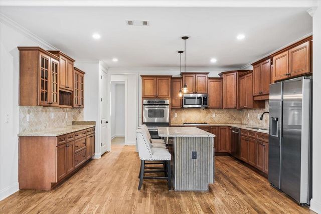 1581 BRACKENSHIRE LN, Collierville, TN 38017