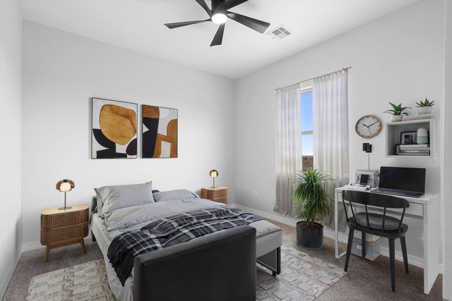 512 2nd Street NE, Rio Rancho, NM 87124