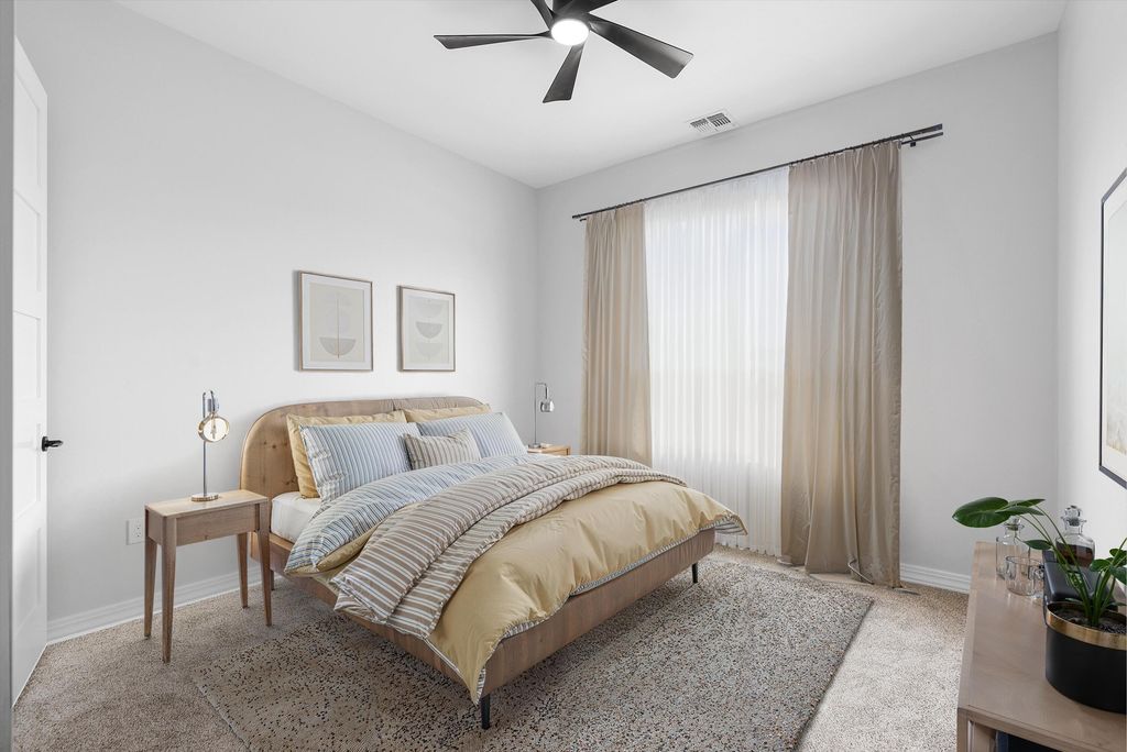 Image 10 of property listing at 512 2nd Street NE, Rio Rancho, NM 87124