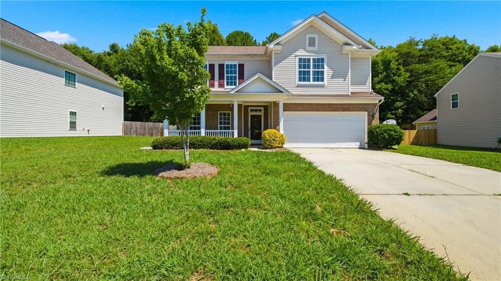 2016 Heron Pointe Drive, Whitsett, NC 27377