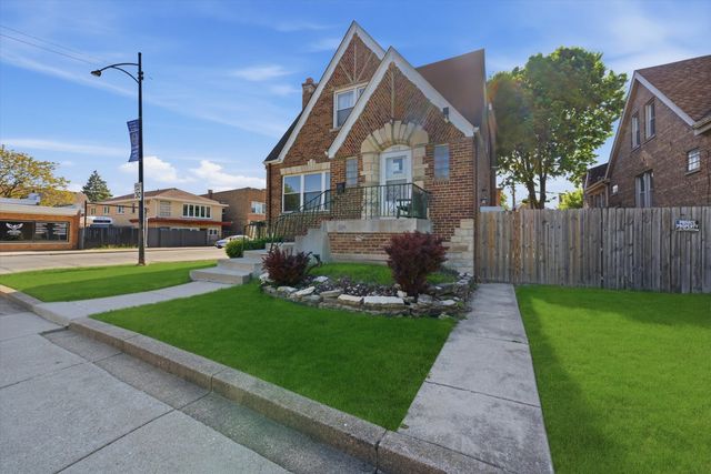 7058 S Fairfield Avenue Garden, Chicago, IL 60629