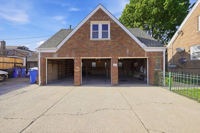 7058 S Fairfield Avenue Garden, Chicago, IL 60629
