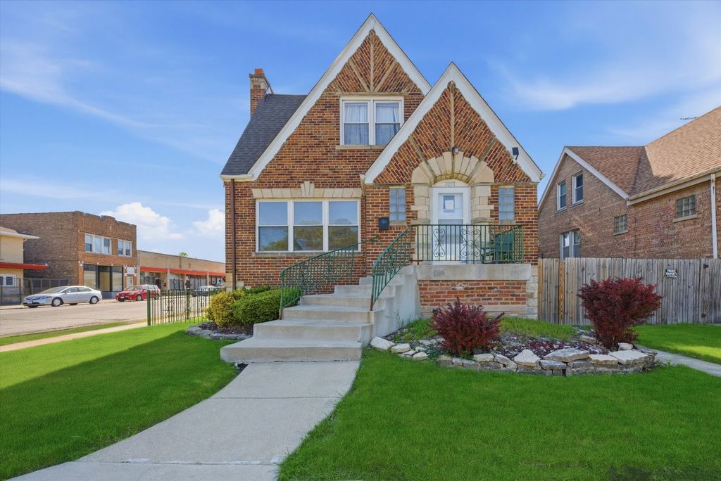 7058 S Fairfield Avenue Garden, Chicago, IL 60629