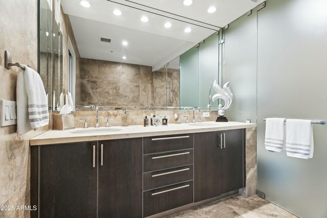 7131 E RANCHO VISTA Drive 7011, Scottsdale, AZ 85251