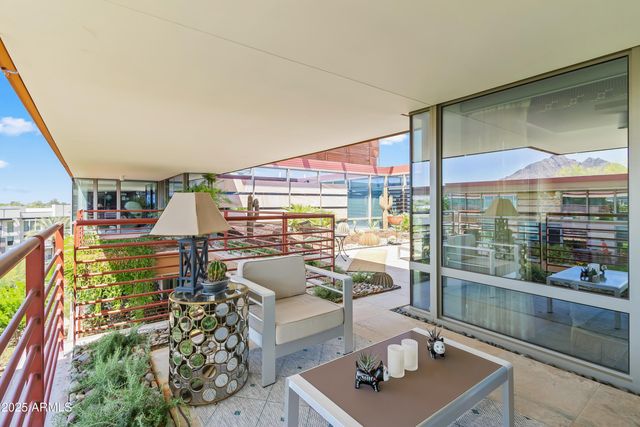 7131 E RANCHO VISTA Drive 7011, Scottsdale, AZ 85251