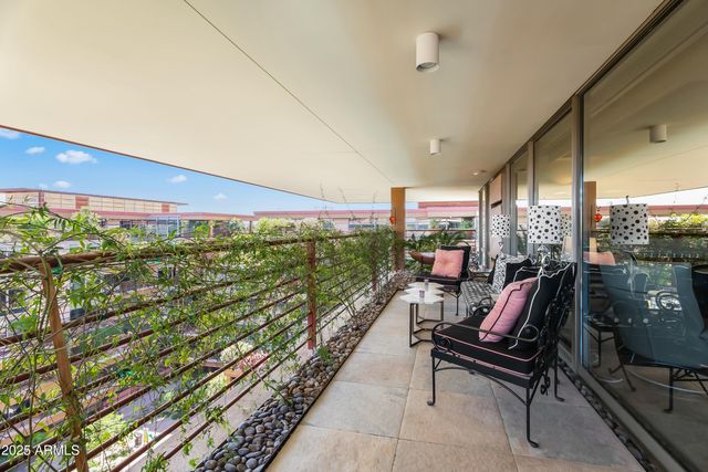 7131 E RANCHO VISTA Drive 7011, Scottsdale, AZ 85251