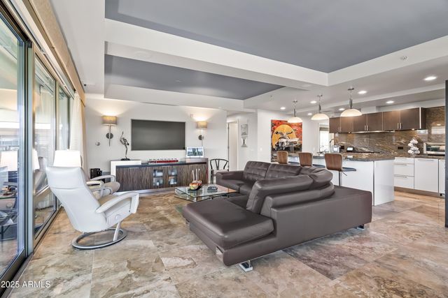 7131 E RANCHO VISTA Drive 7011, Scottsdale, AZ 85251