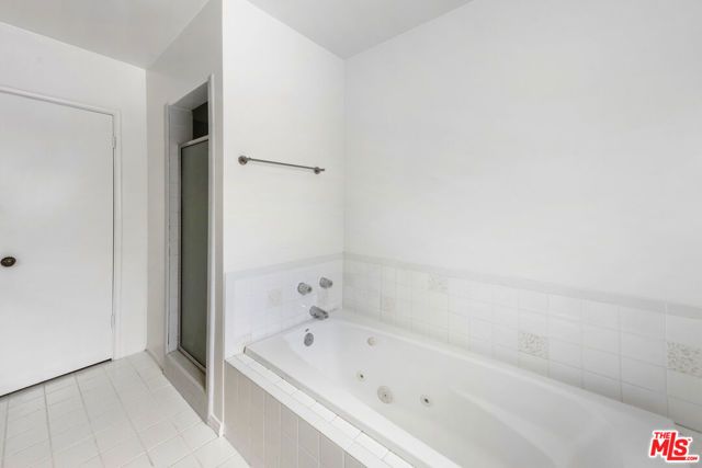 15508 Royal Ridge Road, Sherman Oaks, CA 91403