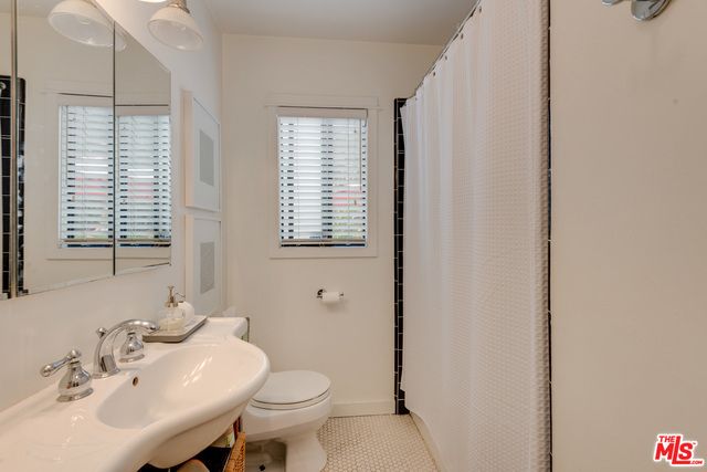 2417 Bryan Avenue, Venice (los Angeles), CA 90291