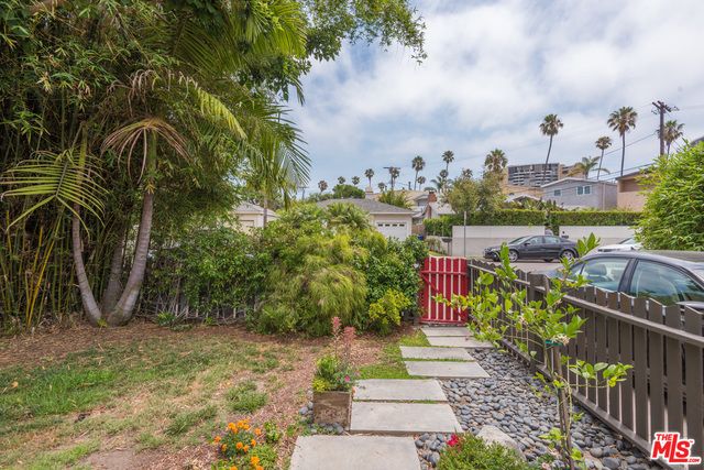 2417 Bryan Avenue, Venice (los Angeles), CA 90291