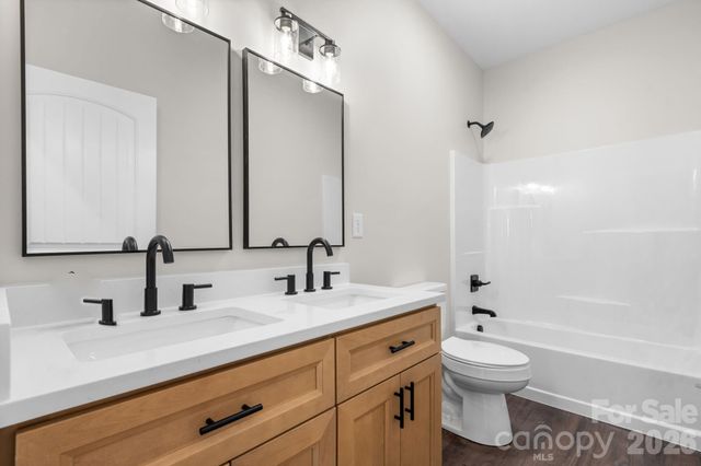 909 Overlook Drive SW, Lenoir, NC 28645