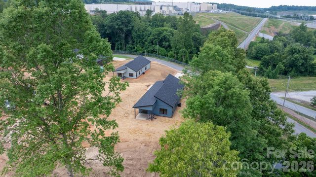 909 Overlook Drive SW, Lenoir, NC 28645