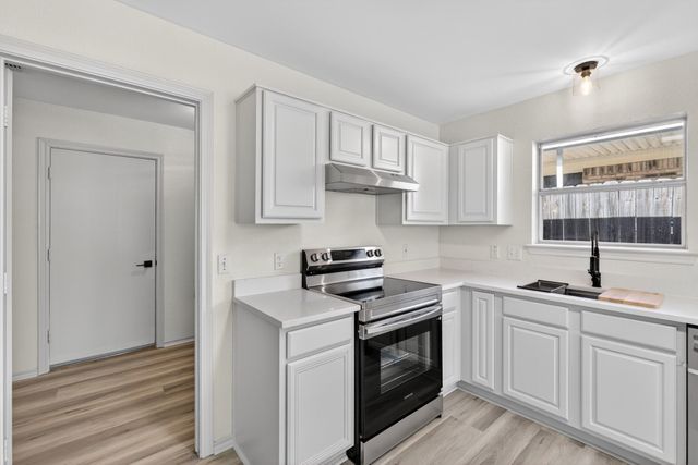 10804 Edgewater Drive, Benbrook, TX 76126