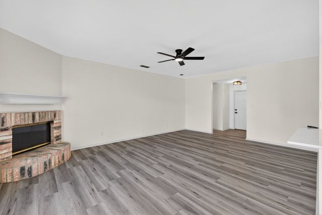 10804 Edgewater Drive, Benbrook, TX 76126