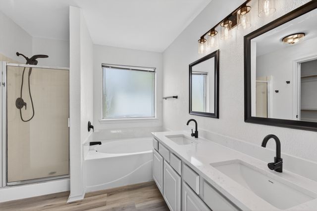 10804 Edgewater Drive, Benbrook, TX 76126