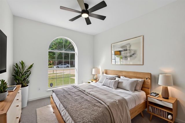 10804 Edgewater Drive, Benbrook, TX 76126