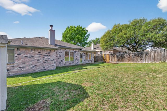 10804 Edgewater Drive, Benbrook, TX 76126