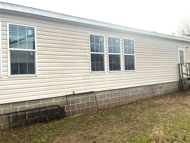 805 N 9th Street, Independence, KS 67301