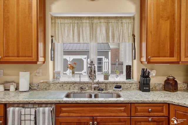 202 Orleans Avenue, Monroe, MI 48162