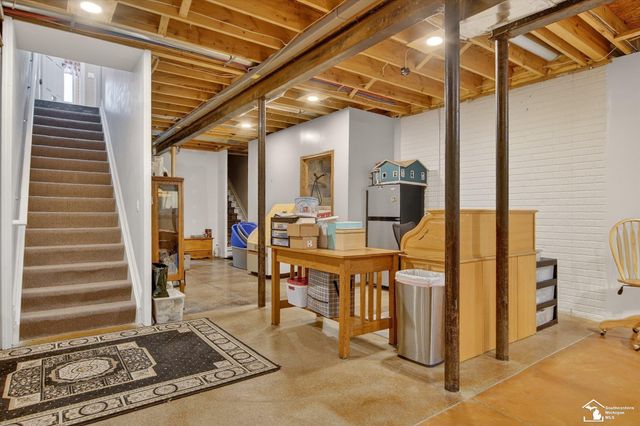 202 Orleans Avenue, Monroe, MI 48162