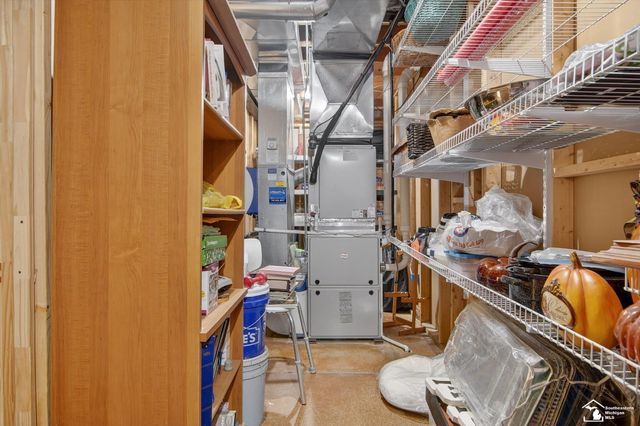 202 Orleans Avenue, Monroe, MI 48162