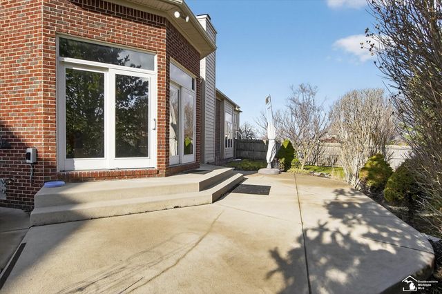 202 Orleans Avenue, Monroe, MI 48162