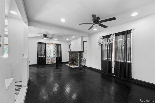 12110 Asbury Park, Detroit, MI 48227
