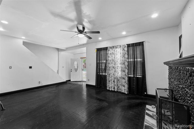 12110 Asbury Park, Detroit, MI 48227