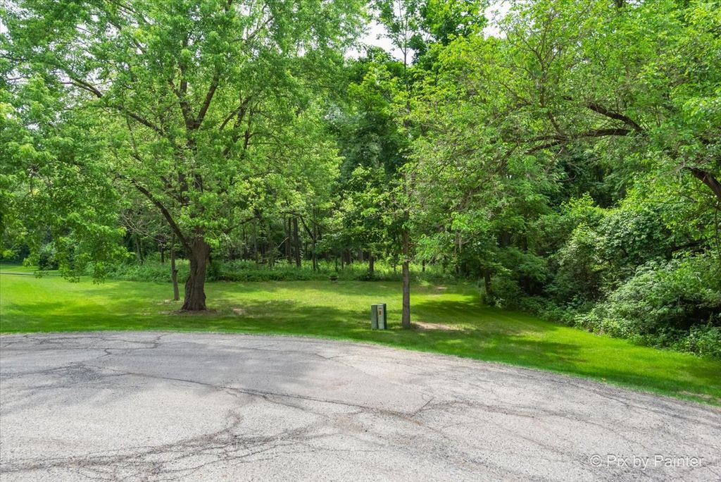 39225 RANGERS Way, Antioch, IL 60002