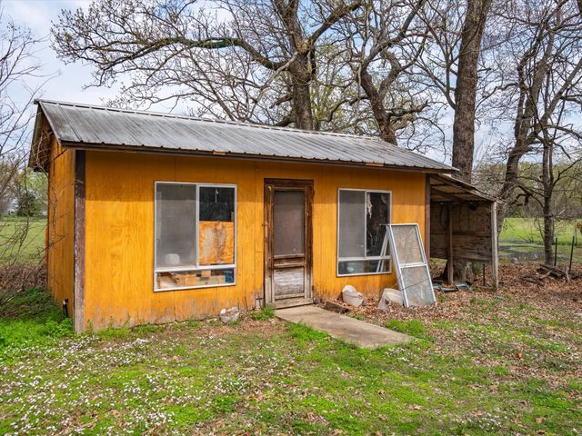 1940 County Road 1800, Yantis, TX 75497