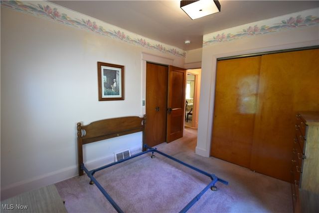 331 Sanderson Avenue, Campbell, OH 44405