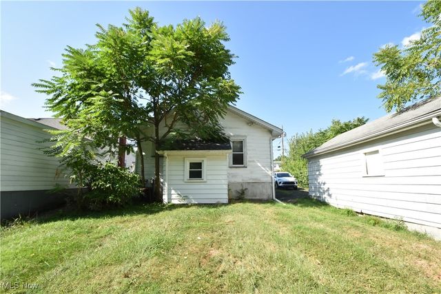 331 Sanderson Avenue, Campbell, OH 44405