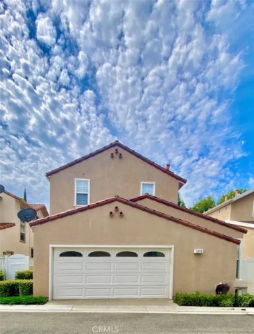 13070 Arborwalk Lane, Tustin, CA 92782