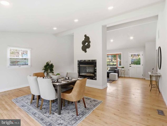 7343 CALVERT ST, Annandale, VA 22003