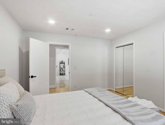 7343 CALVERT ST, Annandale, VA 22003