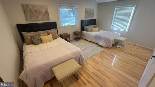 7343 CALVERT ST, Annandale, VA 22003