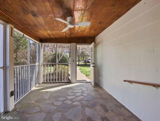 7343 CALVERT ST, Annandale, VA 22003