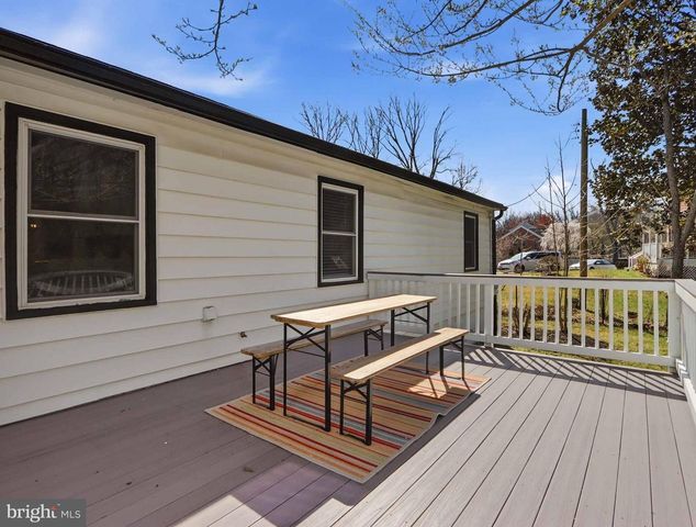 7343 CALVERT ST, Annandale, VA 22003