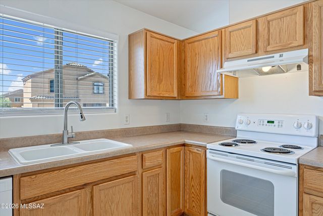 91 W James L Sullivan Street, Vail, AZ 85641