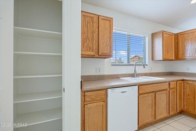 91 W James L Sullivan Street, Vail, AZ 85641