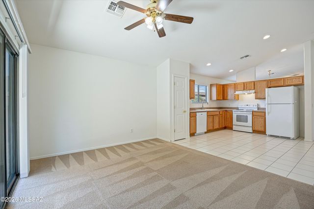 91 W James L Sullivan Street, Vail, AZ 85641
