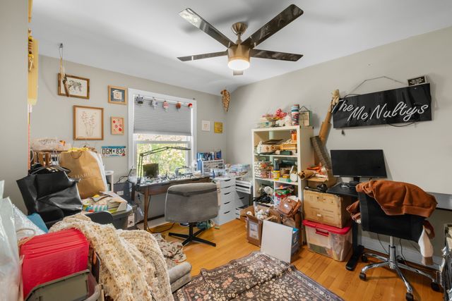 5638 W Carmen Avenue, Chicago, IL 60630