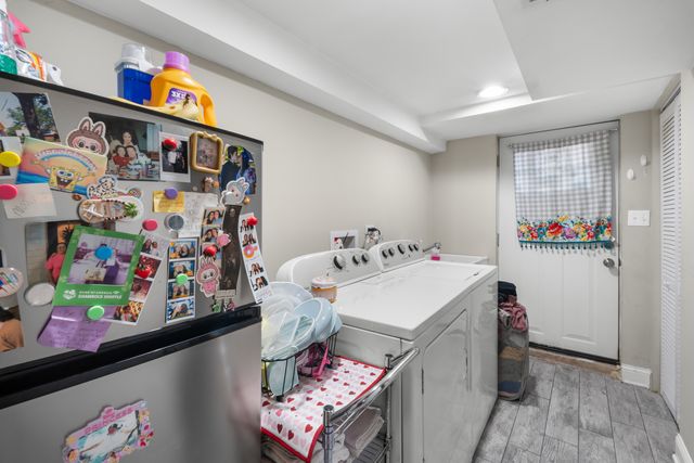 5638 W Carmen Avenue, Chicago, IL 60630