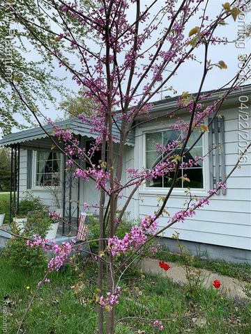 27135 Ballard Street, Harrison Twp, MI 48045