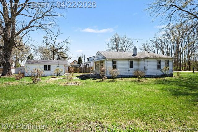 27135 Ballard Street, Harrison Twp, MI 48045