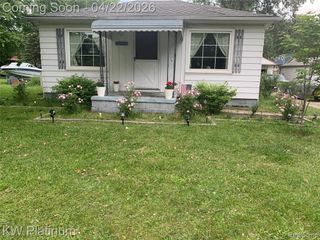 27135 Ballard Street, Harrison Twp, MI 48045