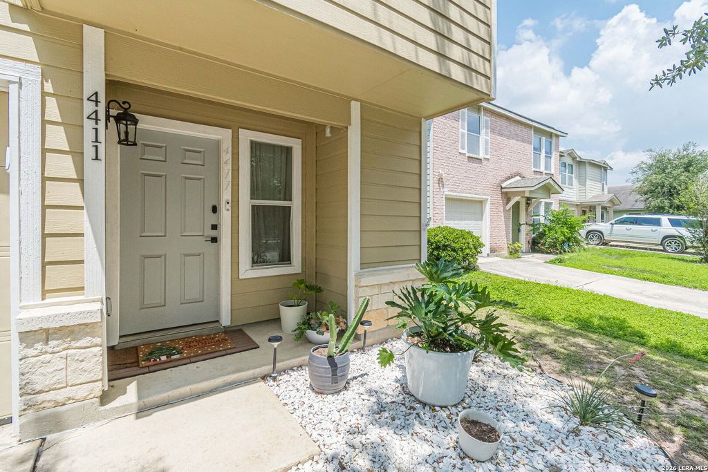 4411 SOUTHTON WAY, San Antonio, TX 78223