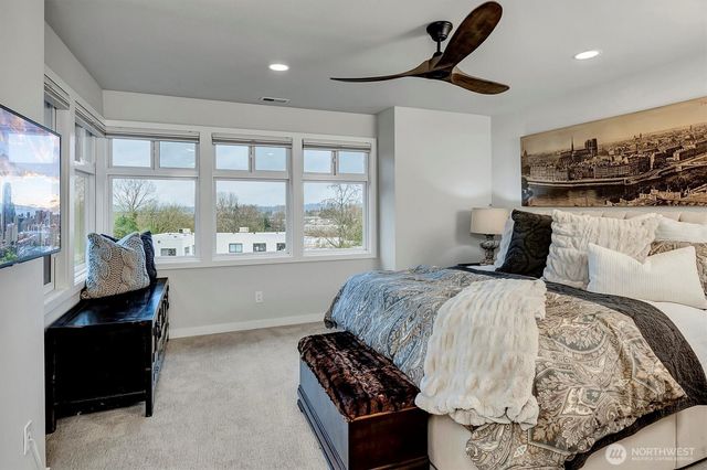 8627 112th Lane NE, Kirkland, WA 98033