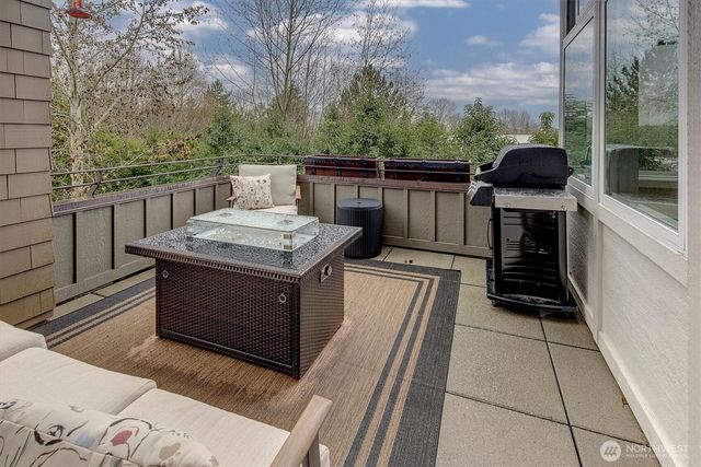 8627 112th Lane NE, Kirkland, WA 98033