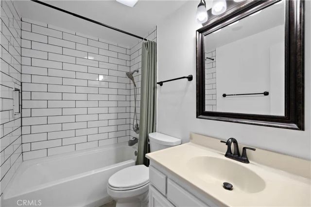 3012 Club House, Costa Mesa, CA 92626